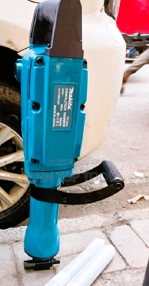 Makita Demolisher 2600 Watts - main view