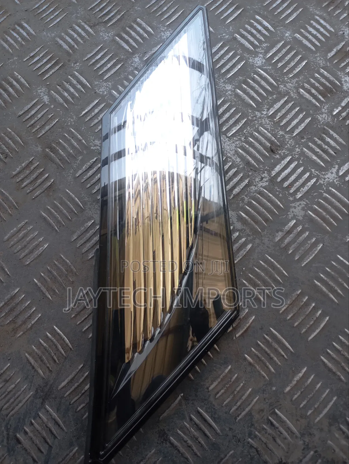 Mazda Biante Rhs Headlight Reflector