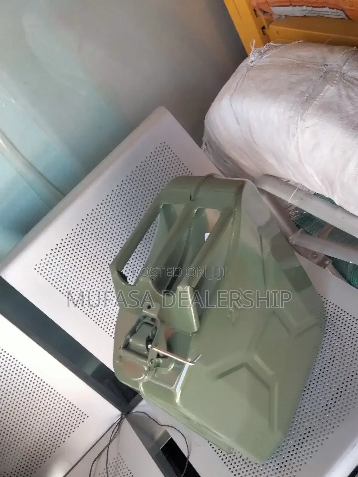 Generic 20l Fuel Jerry Can