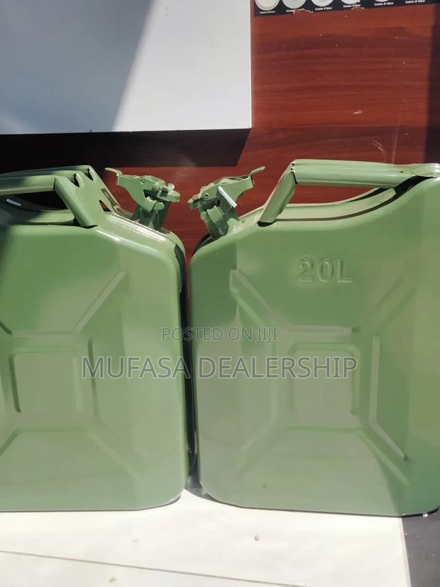Steel/Metal Fuel Jerry Can