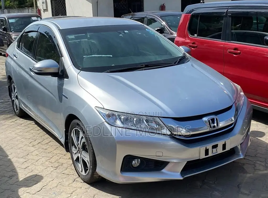 Honda Grace 1.5 Hybrid FWD 2017 Silver