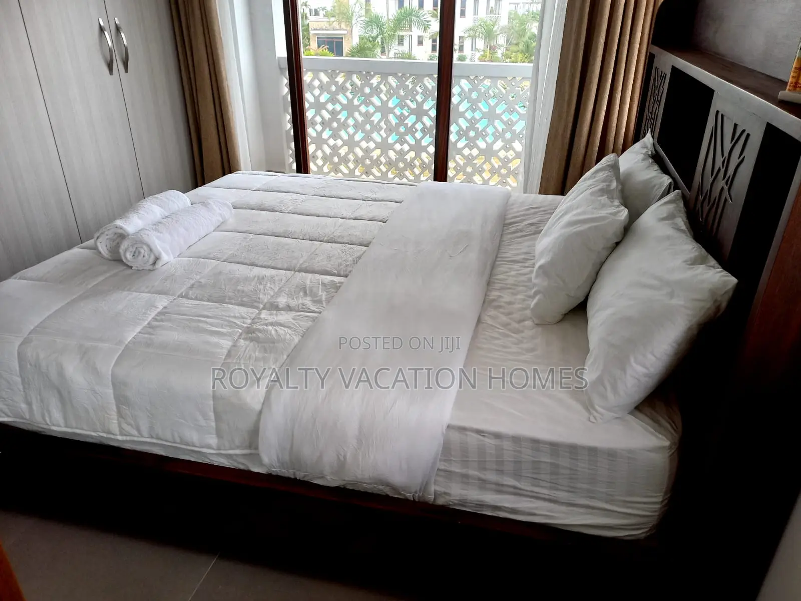 2 Br Beach Airbnb Apartment at Sultan Palace, Kikambala