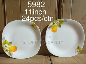 Corner Plates With Flowers