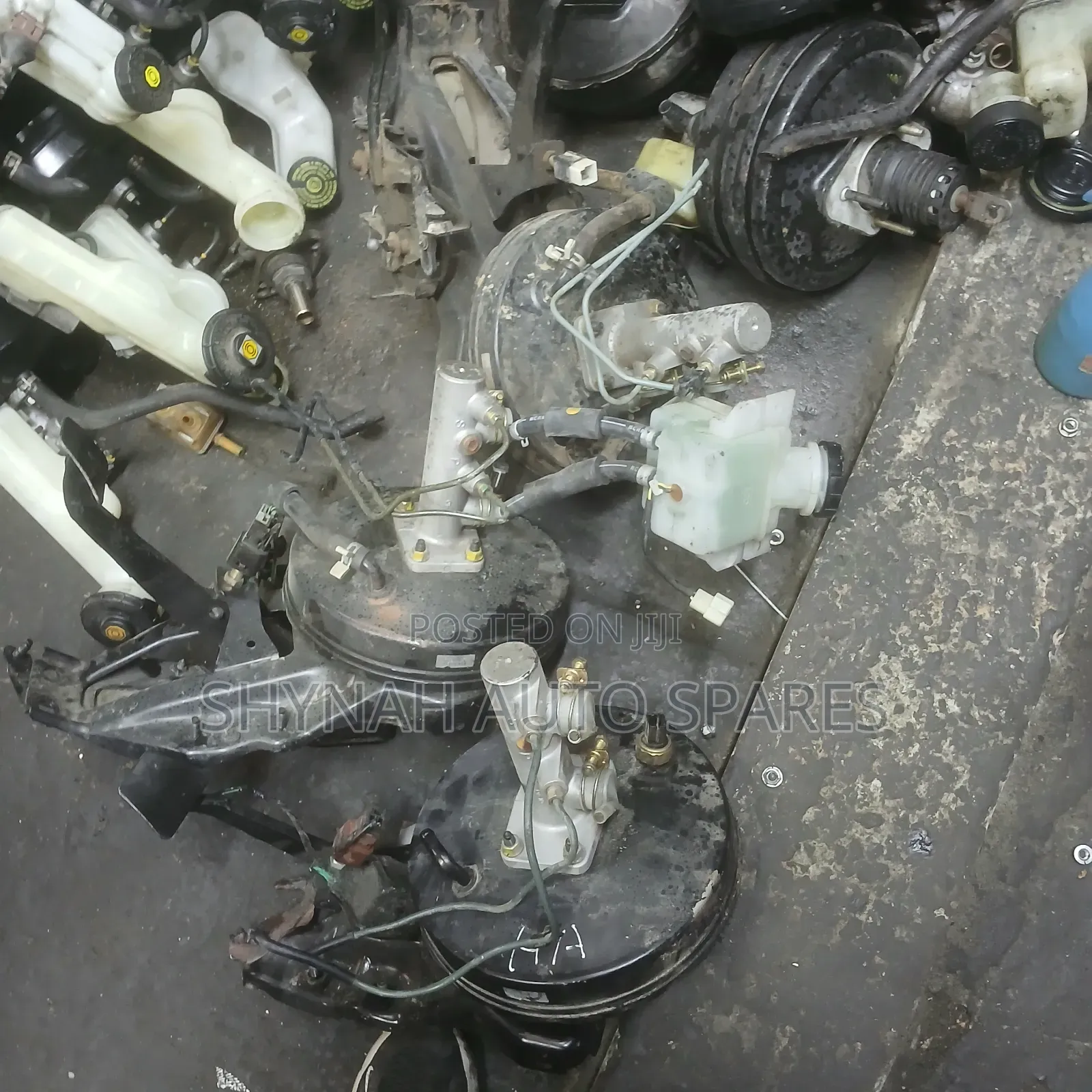 Brake Booster Complete Isuzu NHR 3.3
