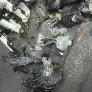 Brake Booster Complete Isuzu NHR 3.3