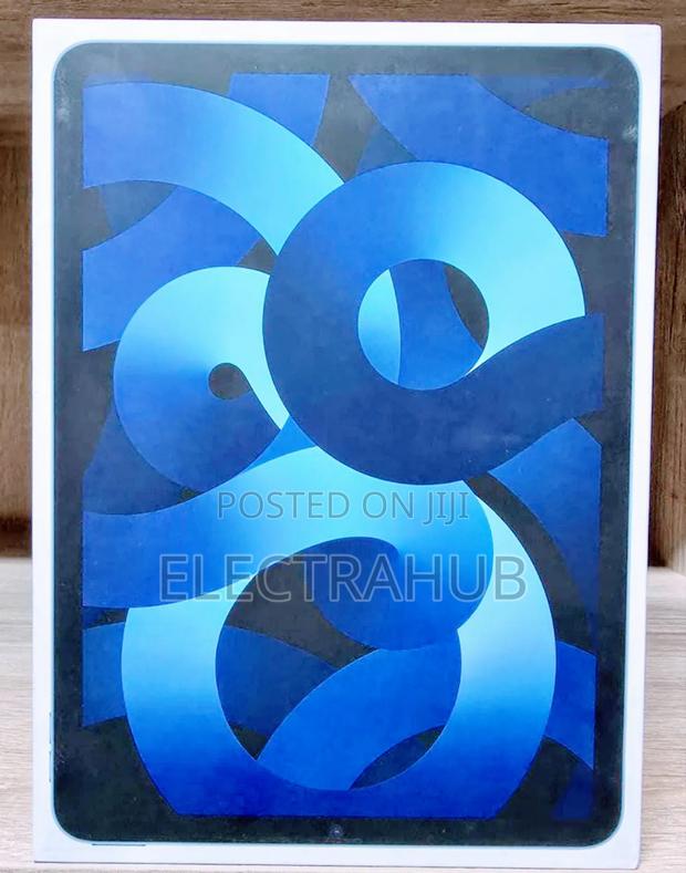 New Apple iPad Air 64 GB Silver - main view