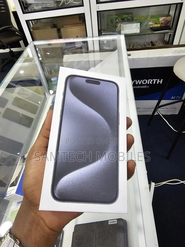 New Apple iPhone 15 Pro Max 512 GB Blue - main view