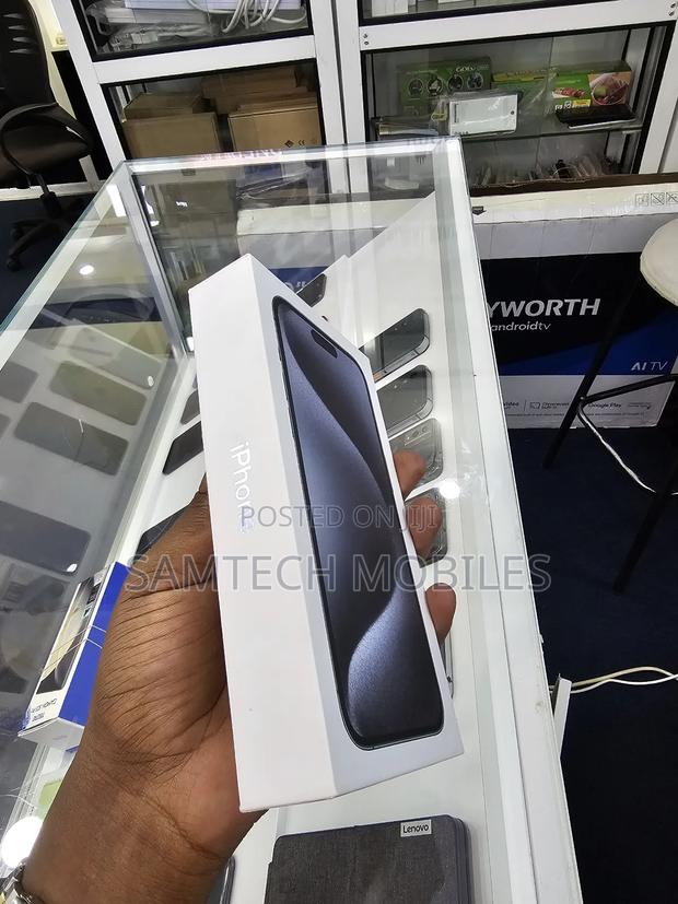 New Apple iPhone 15 Pro Max 512 GB Blue - thumbnail 2