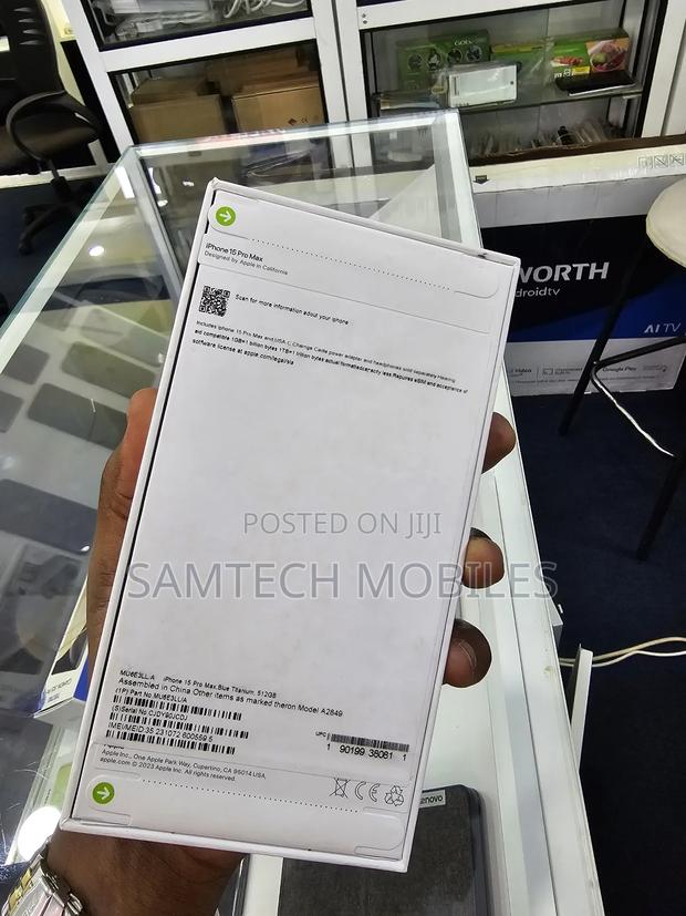 New Apple iPhone 15 Pro Max 512 GB Blue - thumbnail 3