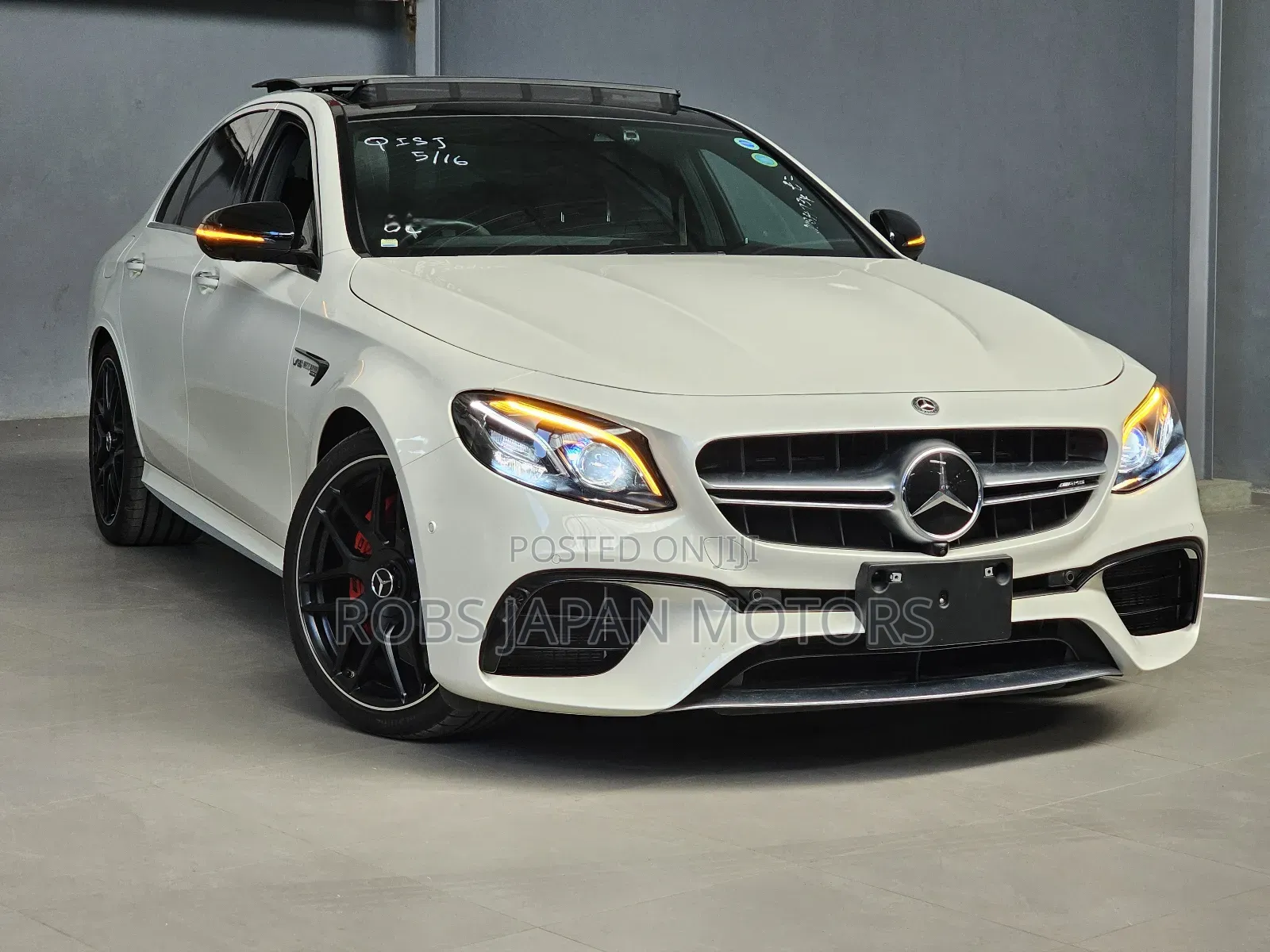 Mercedes-Benz E63 2017 Off white