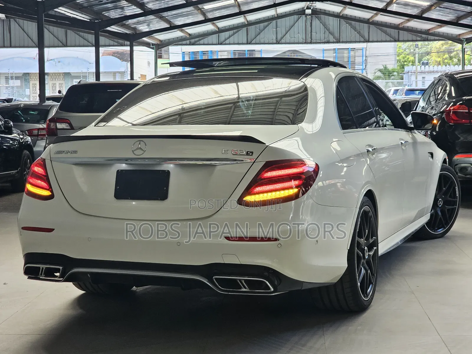 Mercedes-Benz E63 2017 Off white