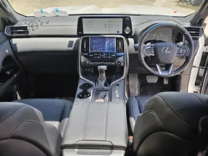 Lexus LX 2022 Pearl