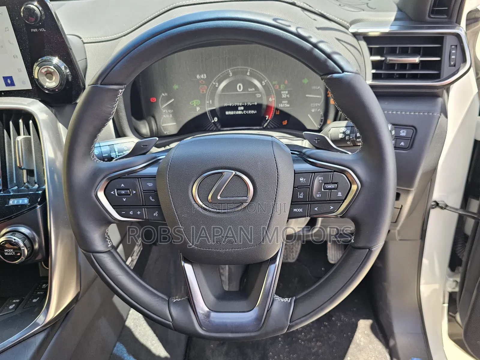 Lexus LX 2022 Pearl