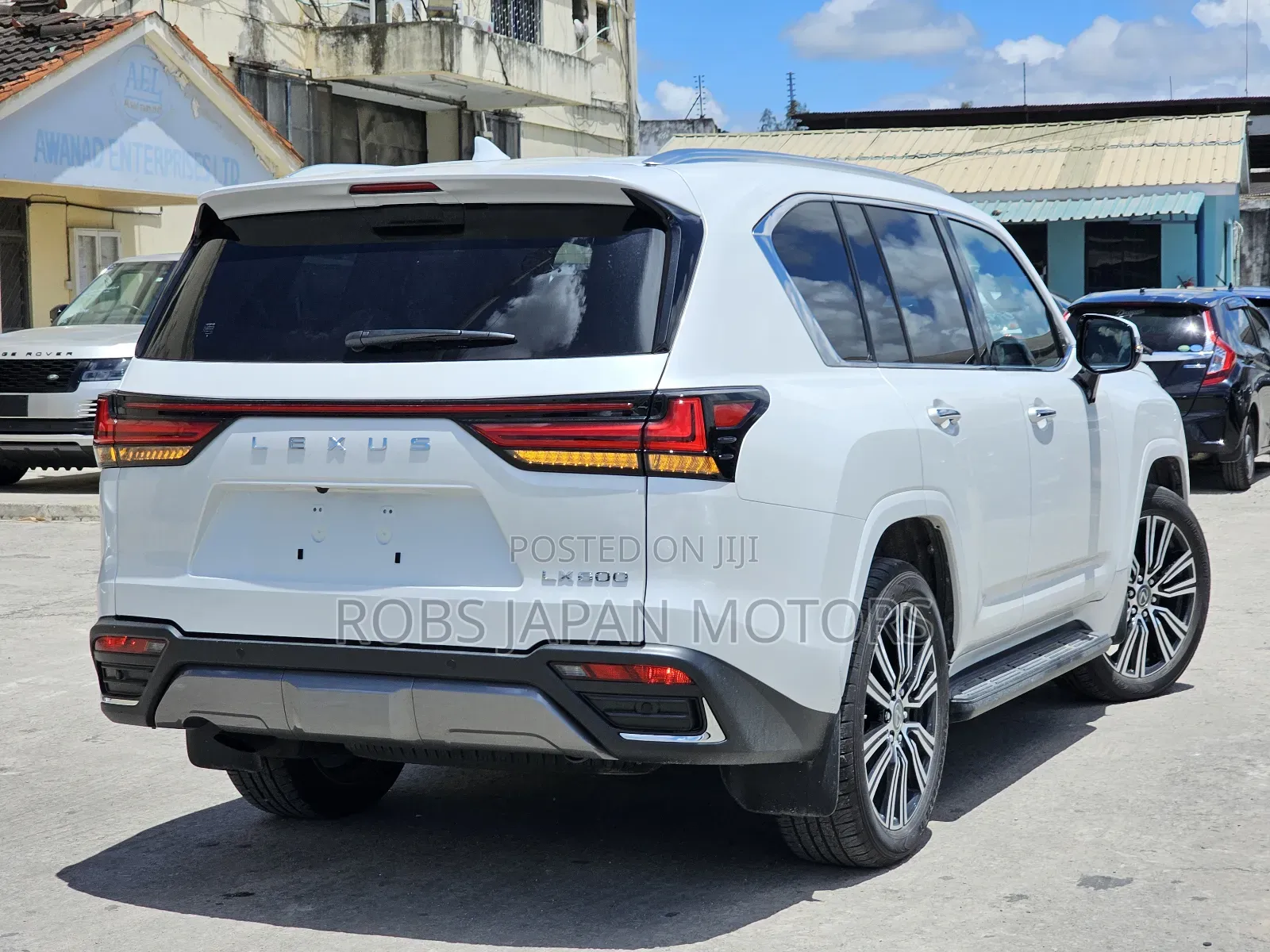 Lexus LX 2022 Pearl