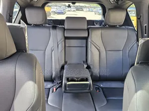Lexus LX 2022 Pearl