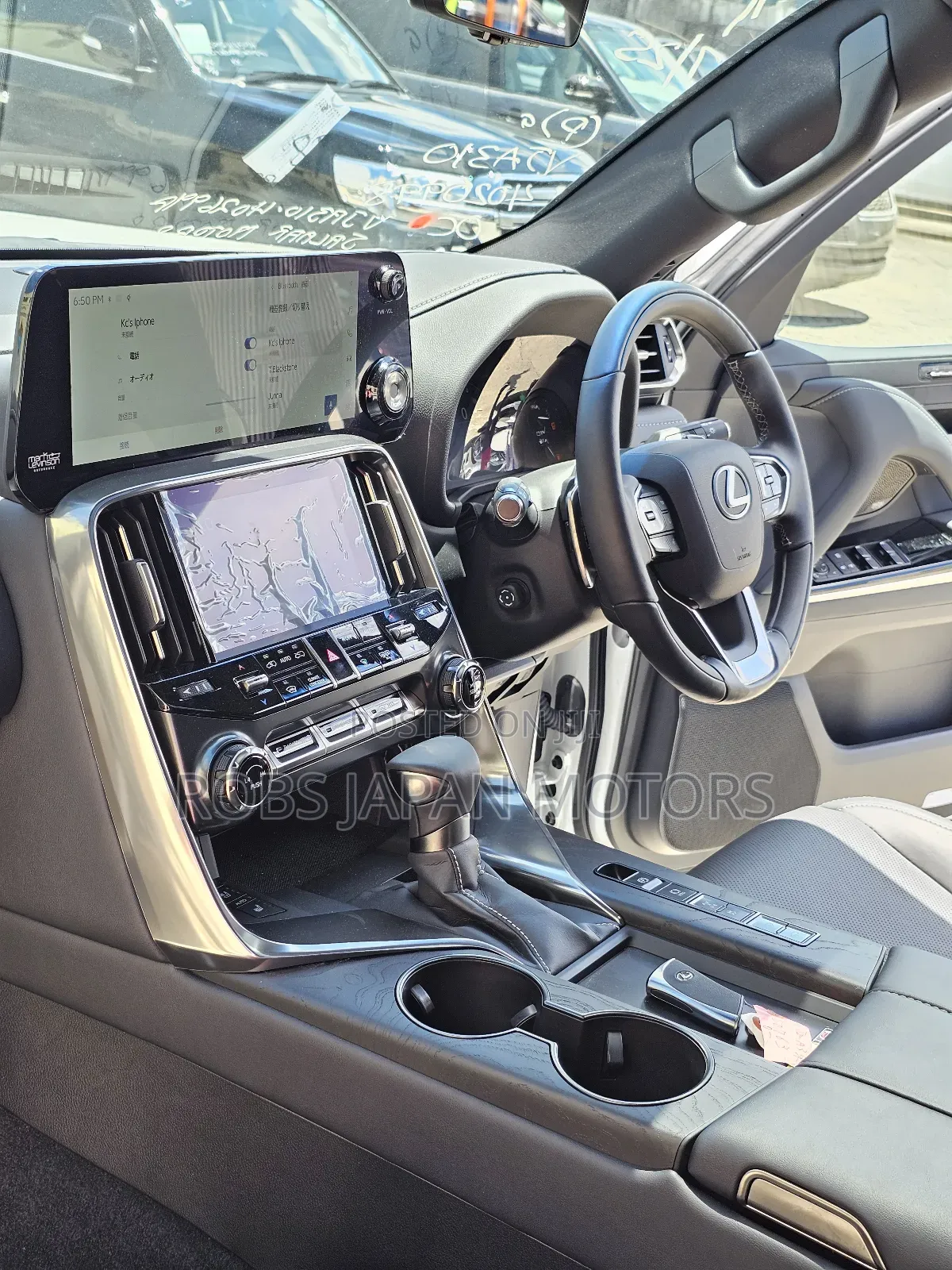 Lexus LX 2022 Pearl