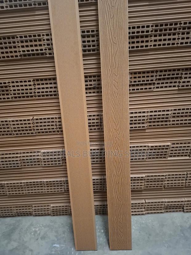 2.8mtrs Long Outdoor WPC Composite Decking. - thumbnail 3