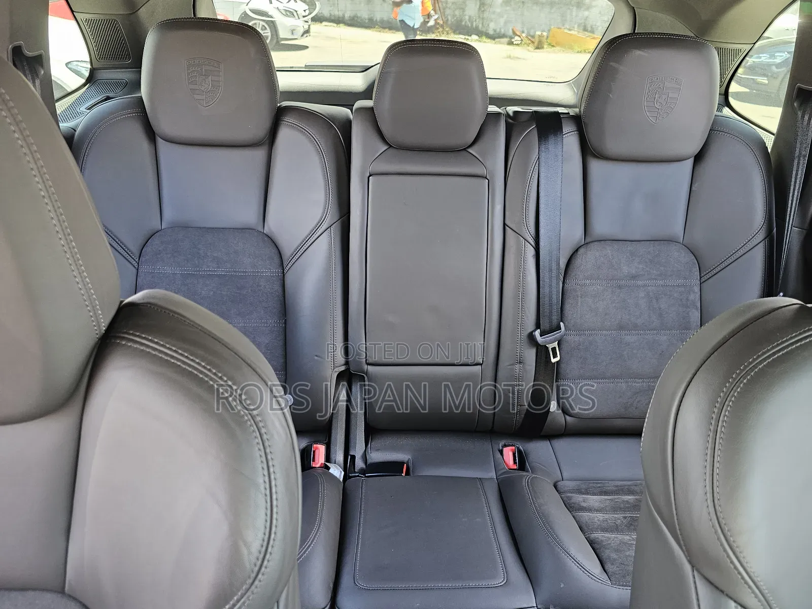 Porsche Cayenne Platinum Edition AWD 2017 Pearl