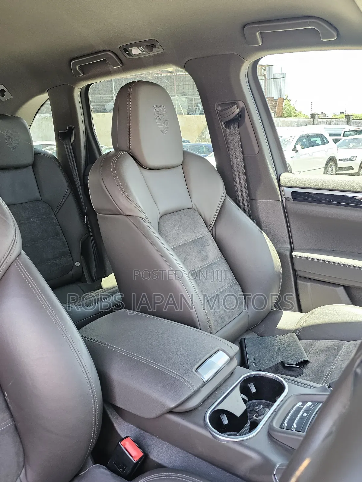 Porsche Cayenne Platinum Edition AWD 2017 Pearl
