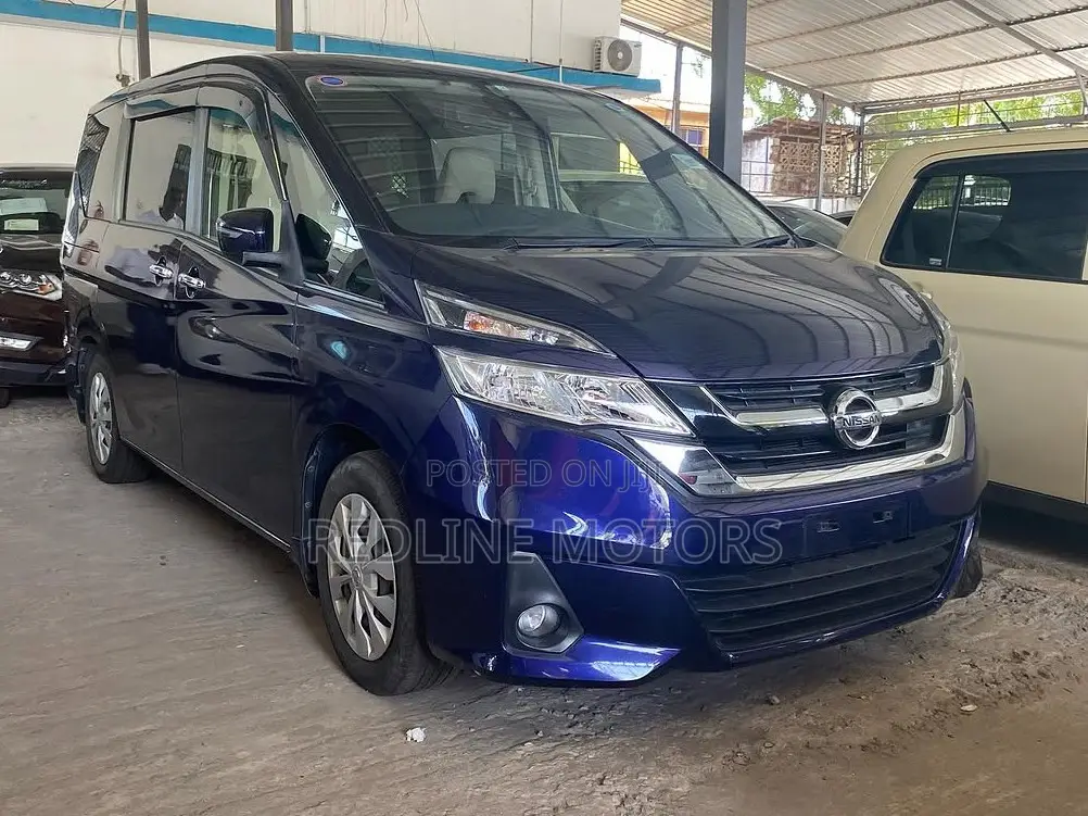 Nissan Serena 2017 Blue