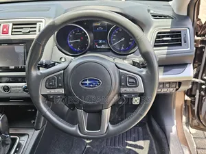 Subaru Outback 2.5i Premium AWD 2017 Brown