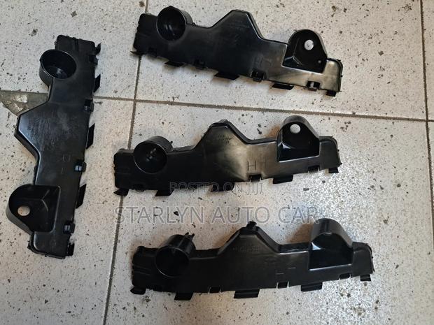 Bumper Bracket Mazda Demio 2010 - thumbnail 2