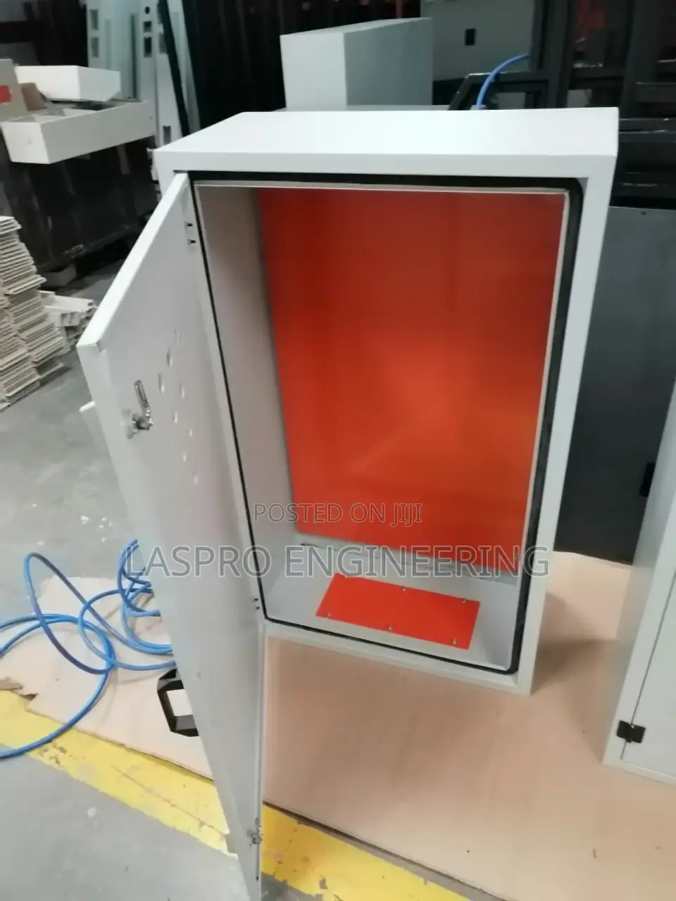 Encloser Box