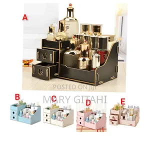 Hoomal Wooden Make Up Organizer
