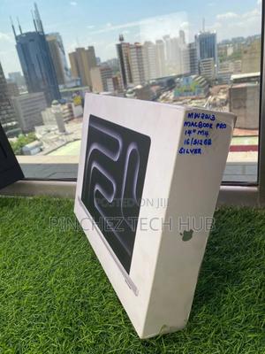 New Laptop Apple MacBook Pro 16GB Intel Core I5 SSD 512GB - thumbnail 2