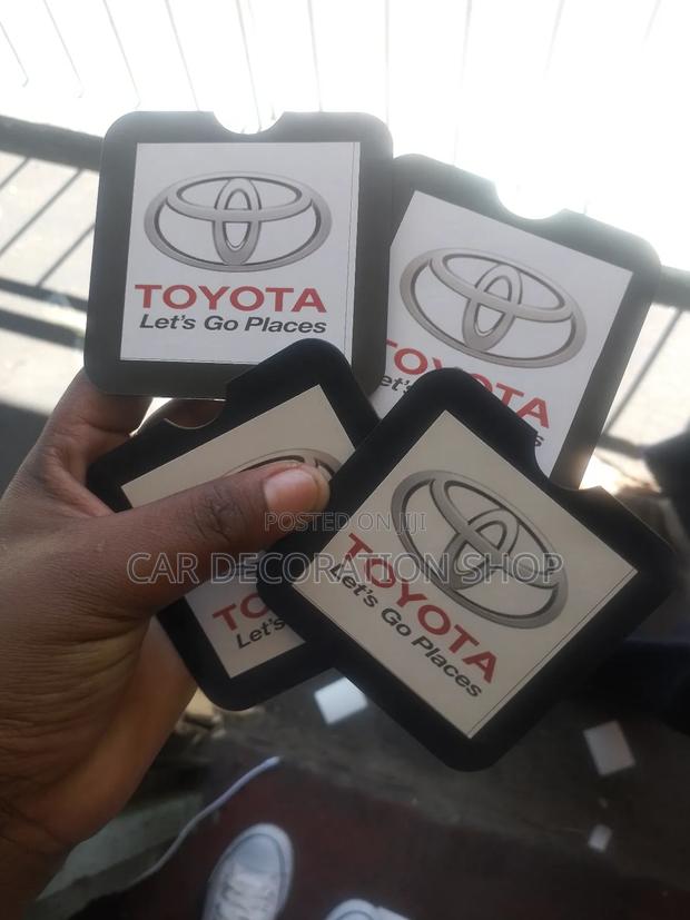 Toyota Digital Windshield Insurance Pocket - thumbnail 2