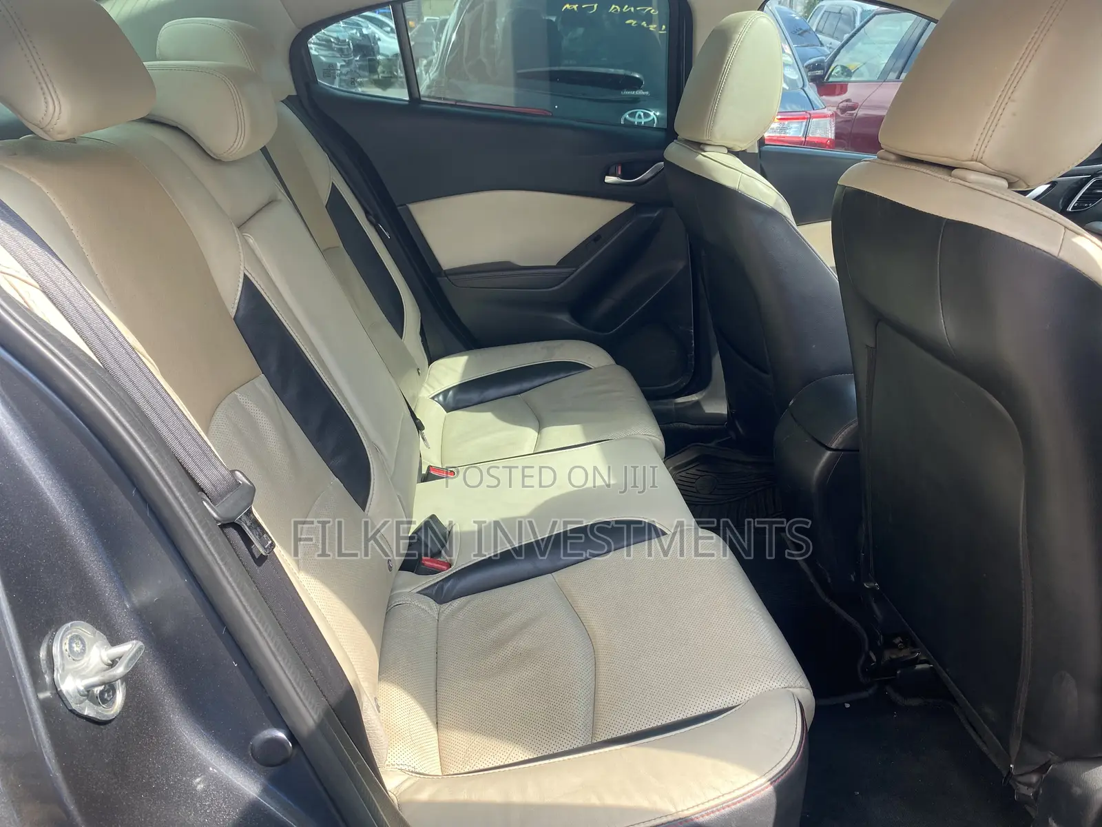 Mazda Axela SV Premium 2014 Gray