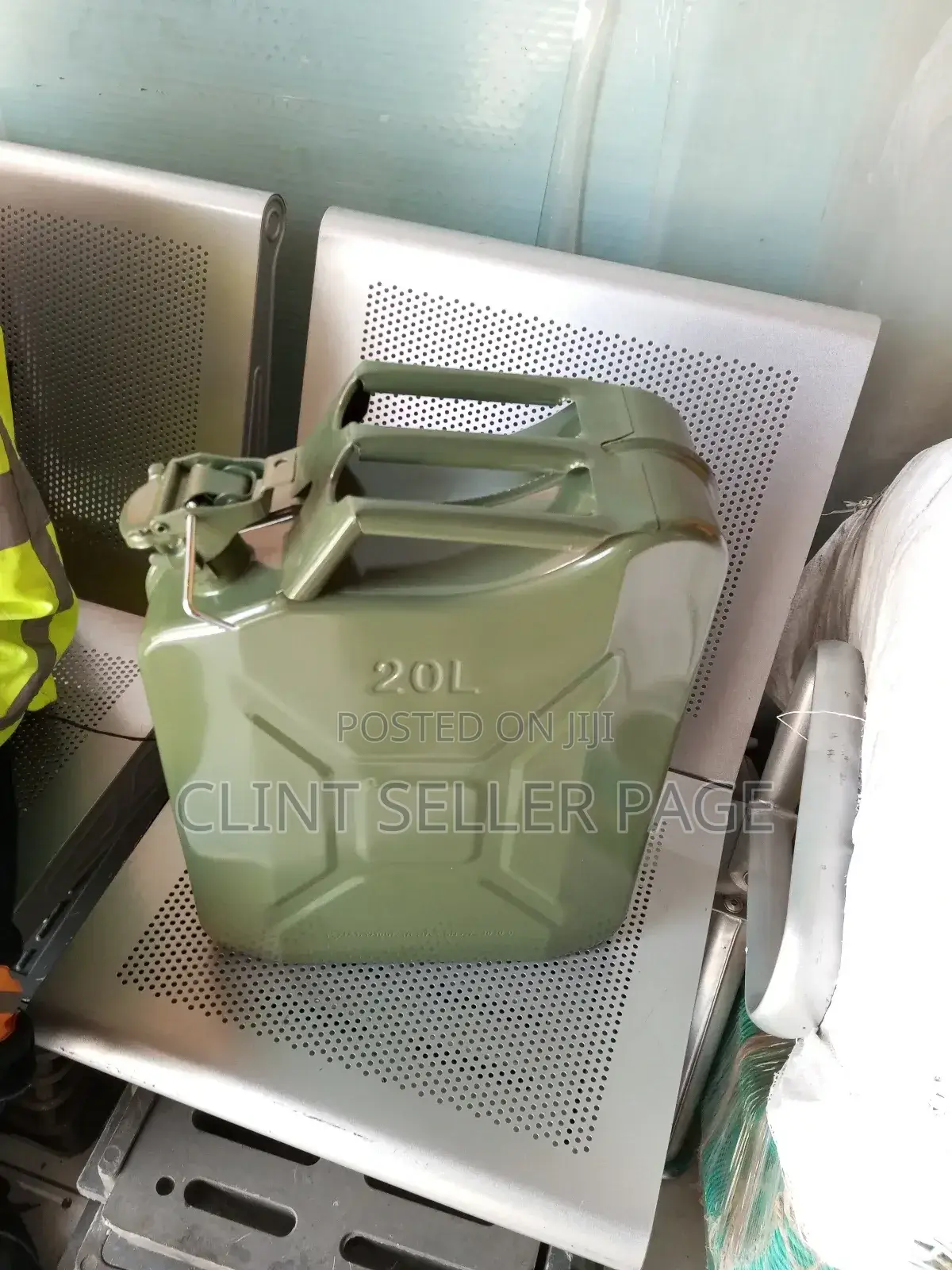 Metallic Fuel Can/ Fuel Secure.