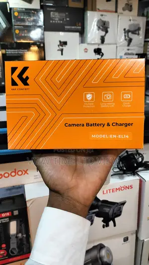 K&F Nikon EN El14 2 Batteries + K&F EN EL14 Dual Charger