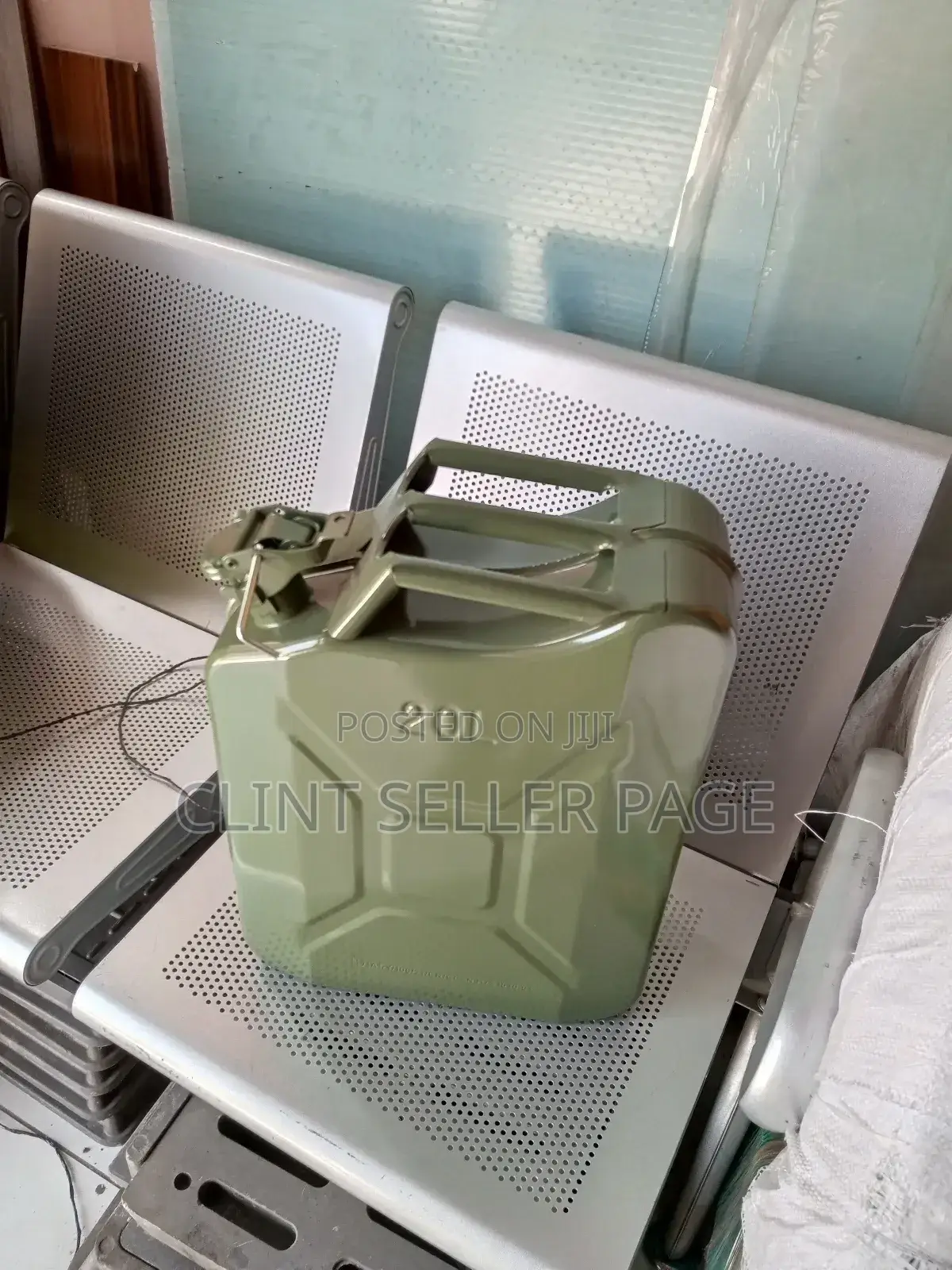 Metallic Fuel Can/ Hard Shell.
