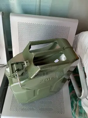 Metallic Fuel Can/ Fuel Port.