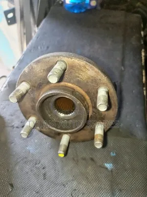 Front Wheel Hub Navara