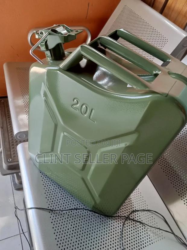 Metallic Fuel Can/ Metal Guard.
