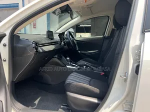 Mazda Demio 2017 White