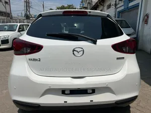 Mazda Demio 2017 White