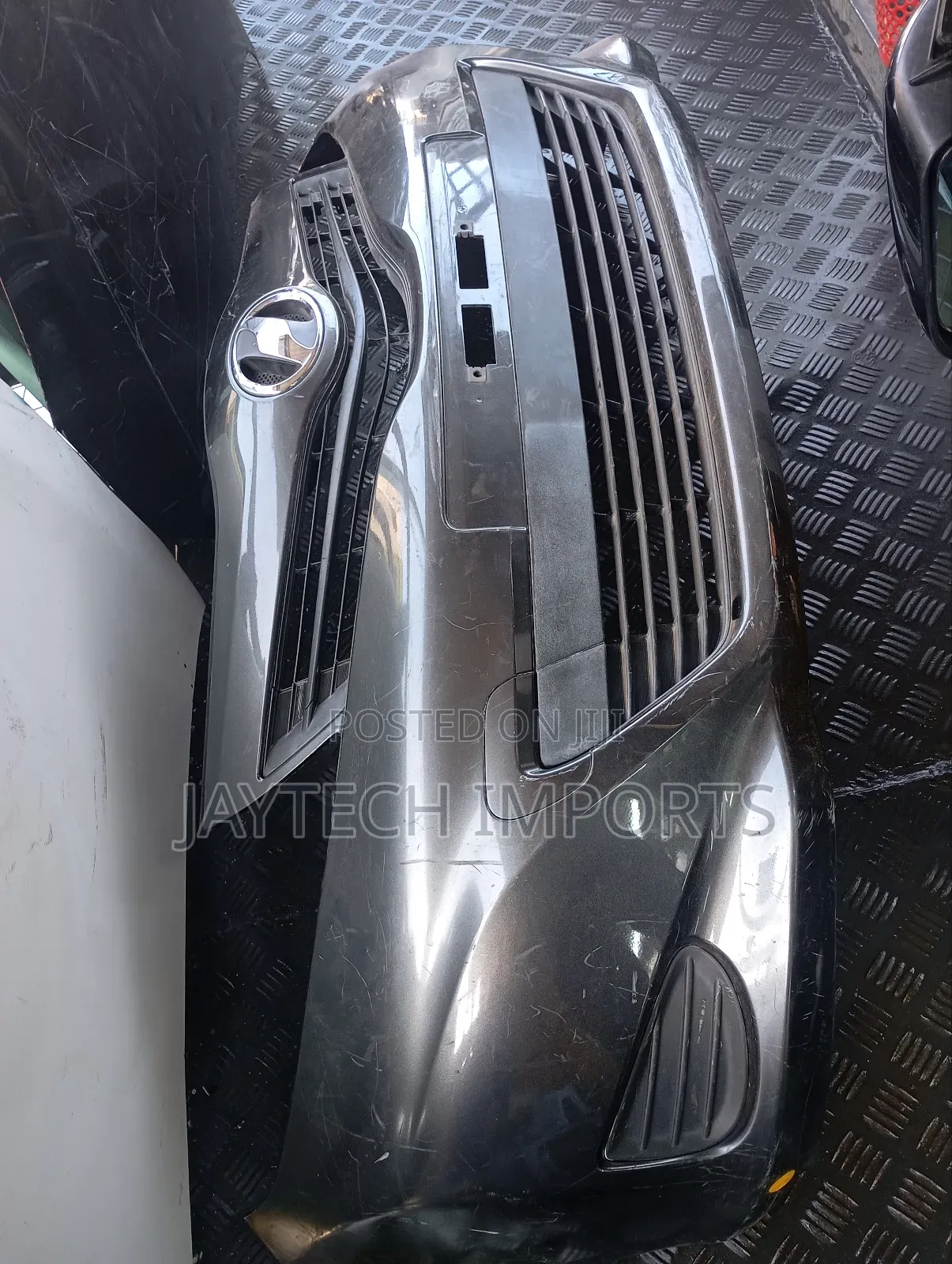 Juwella Vitz 2012. Front Bumper