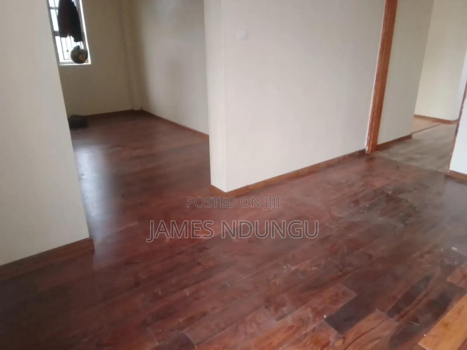 SPC Flooring/ Laminate Flooring