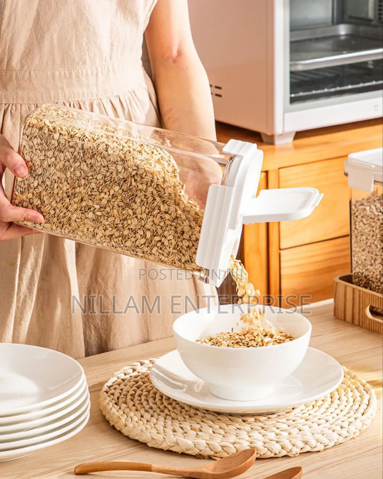 Bpa-Free, Food-Grade Acrylic Cereal Jar.