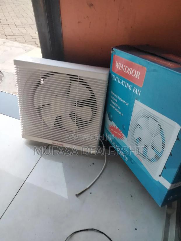 Office Windsor Fan - main view