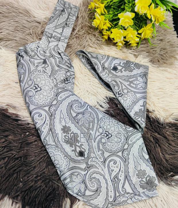 Grey Ascot Ties - thumbnail 2