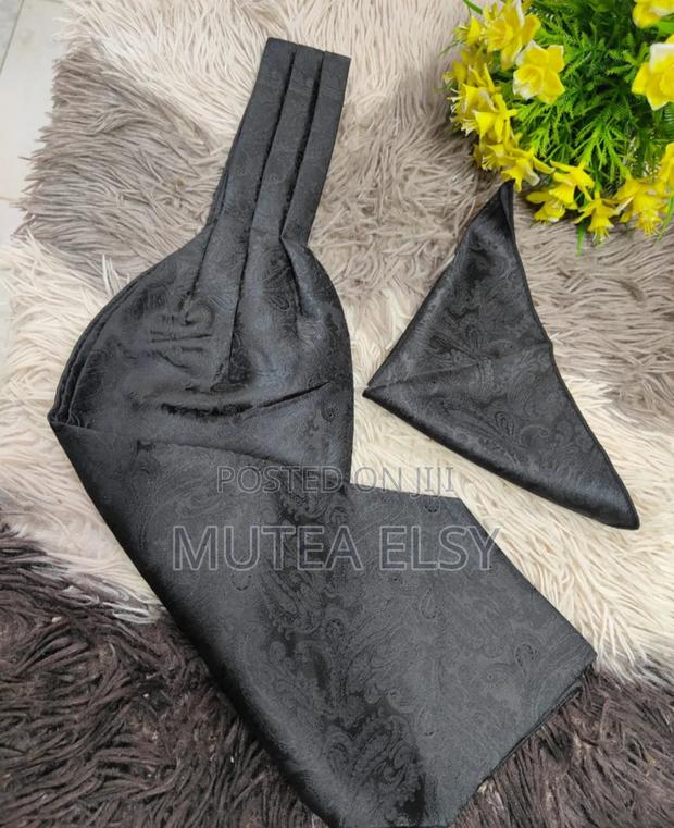 Black Plain Polycadot Ascot Ties. - thumbnail 2