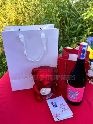 Valentine's Gift for Her With Candy Floss Red Wine