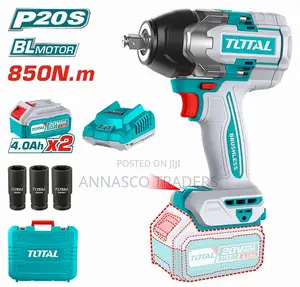 Powerful Total TIWLI2085 Cordless Impactwrench 20v
