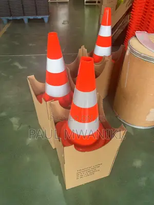 Safety Road Cone/Traffic Cones Available