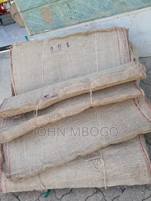 Natural Hesian/Jute Cloth for Curing.