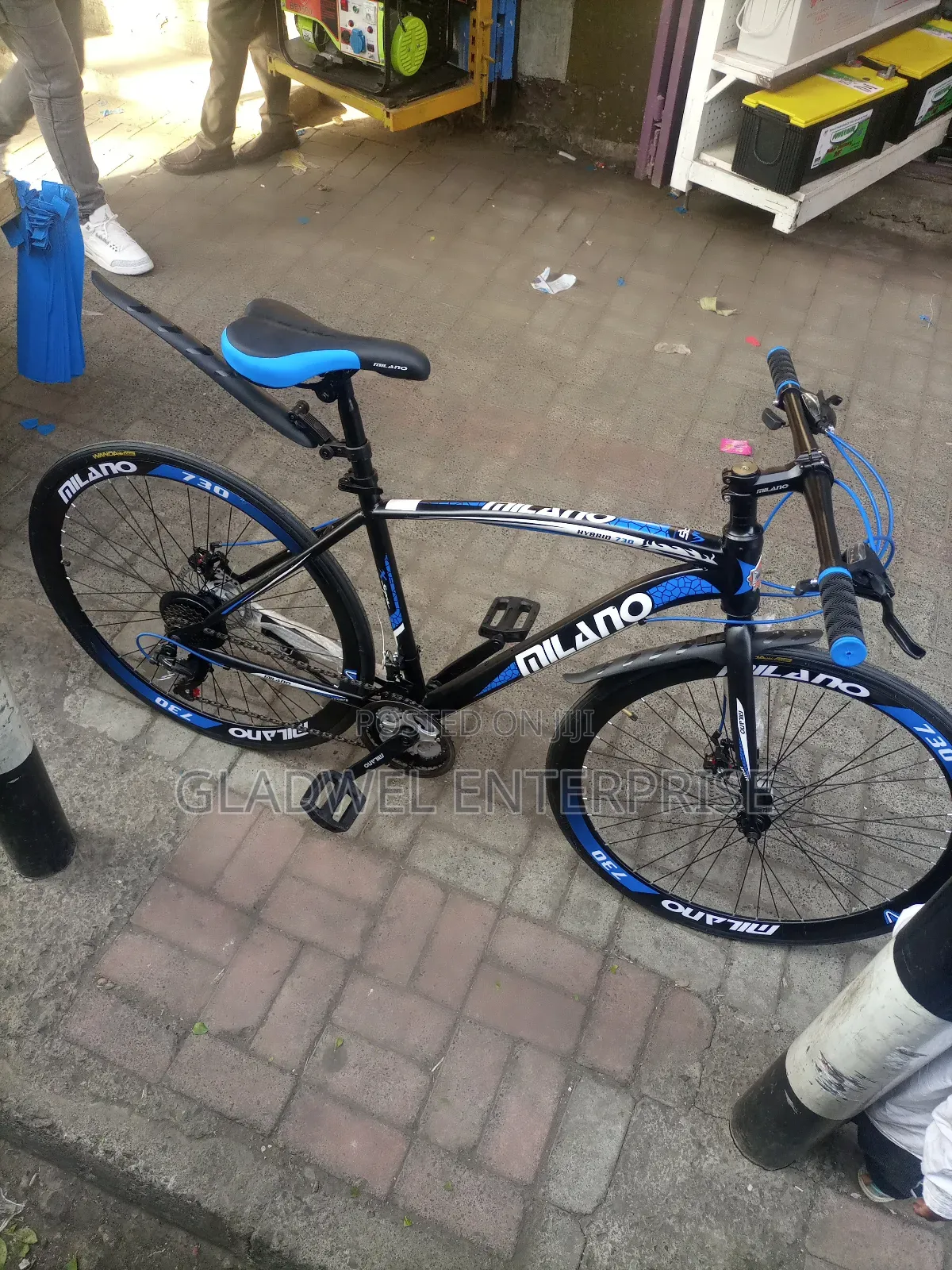 Milano Racing Bicycle With Thin Tire